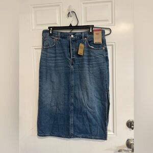 Levi's Women's Classic Blue Denim Skirt